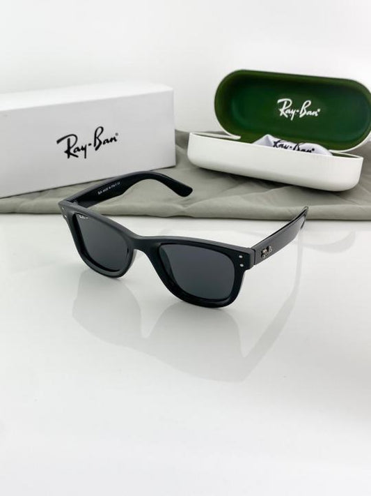RB REVERSE 0502 BLACK