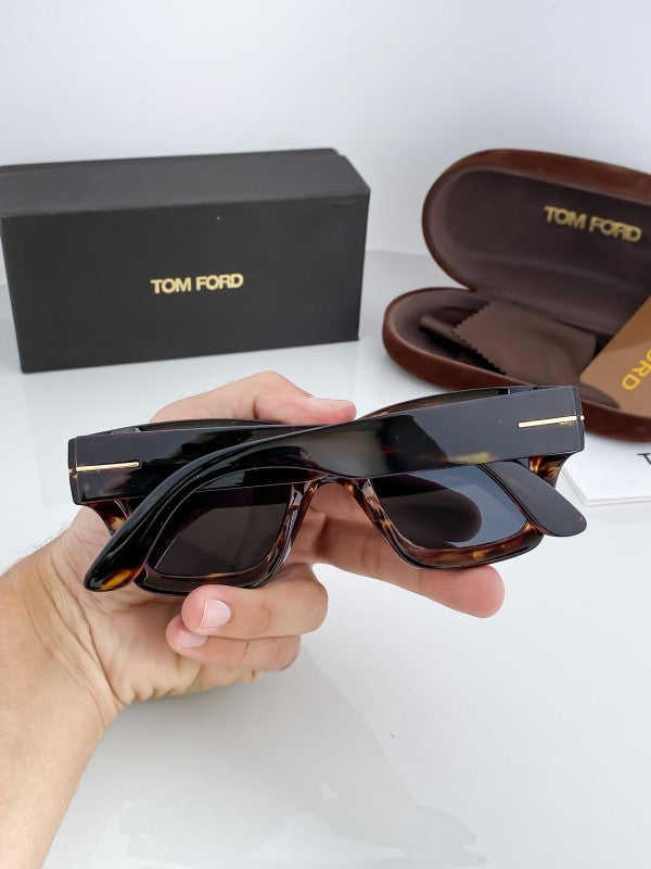TOM FORD TIGER 184