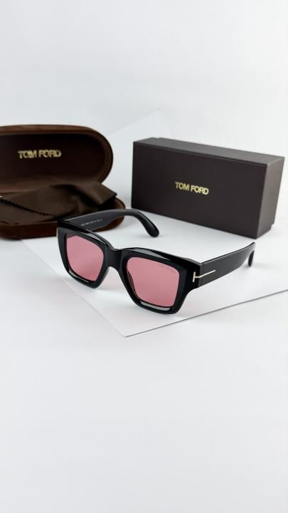 TOM FORD BLACK RED 184