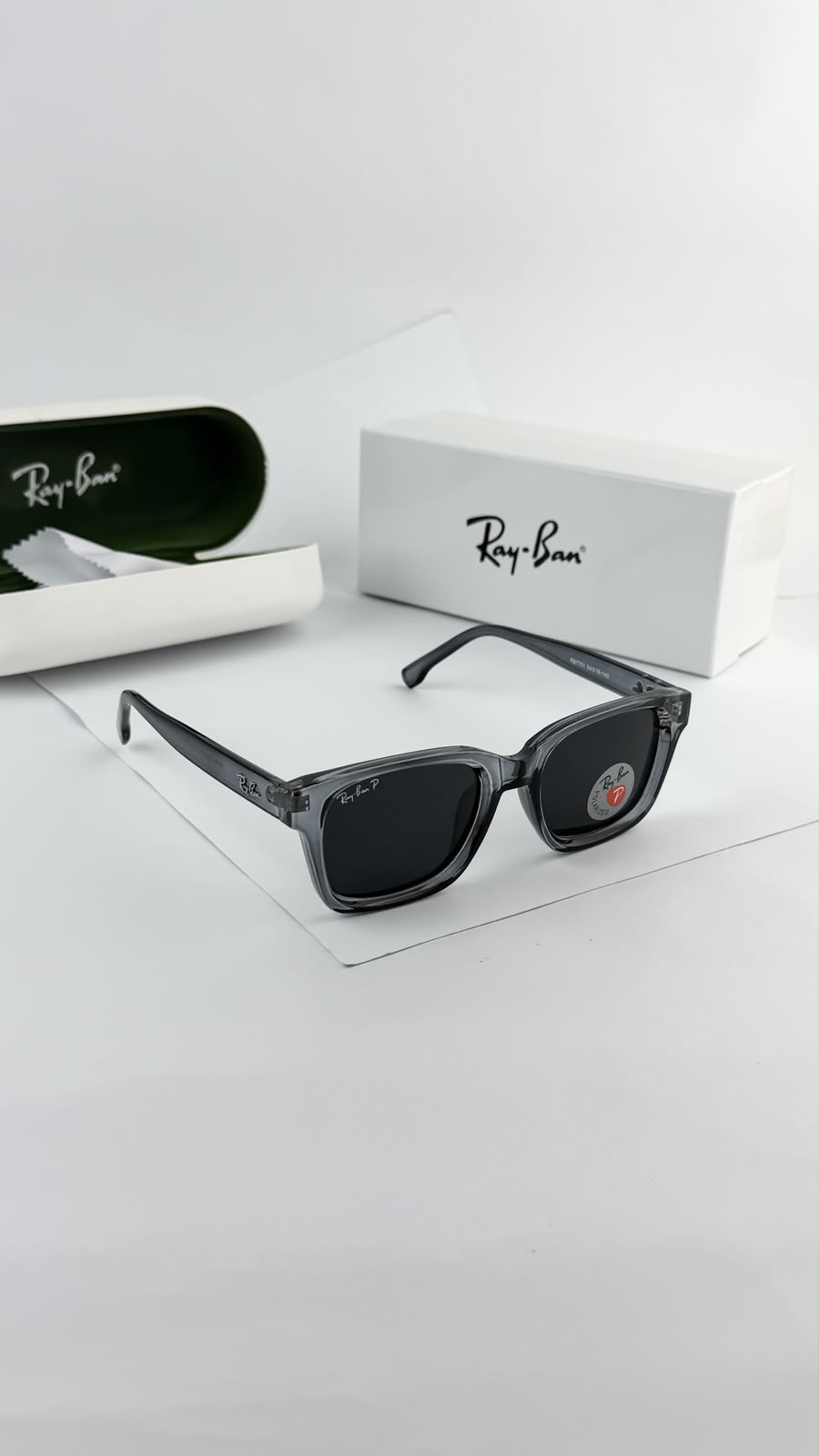 GREY BLACK 7701 R|B